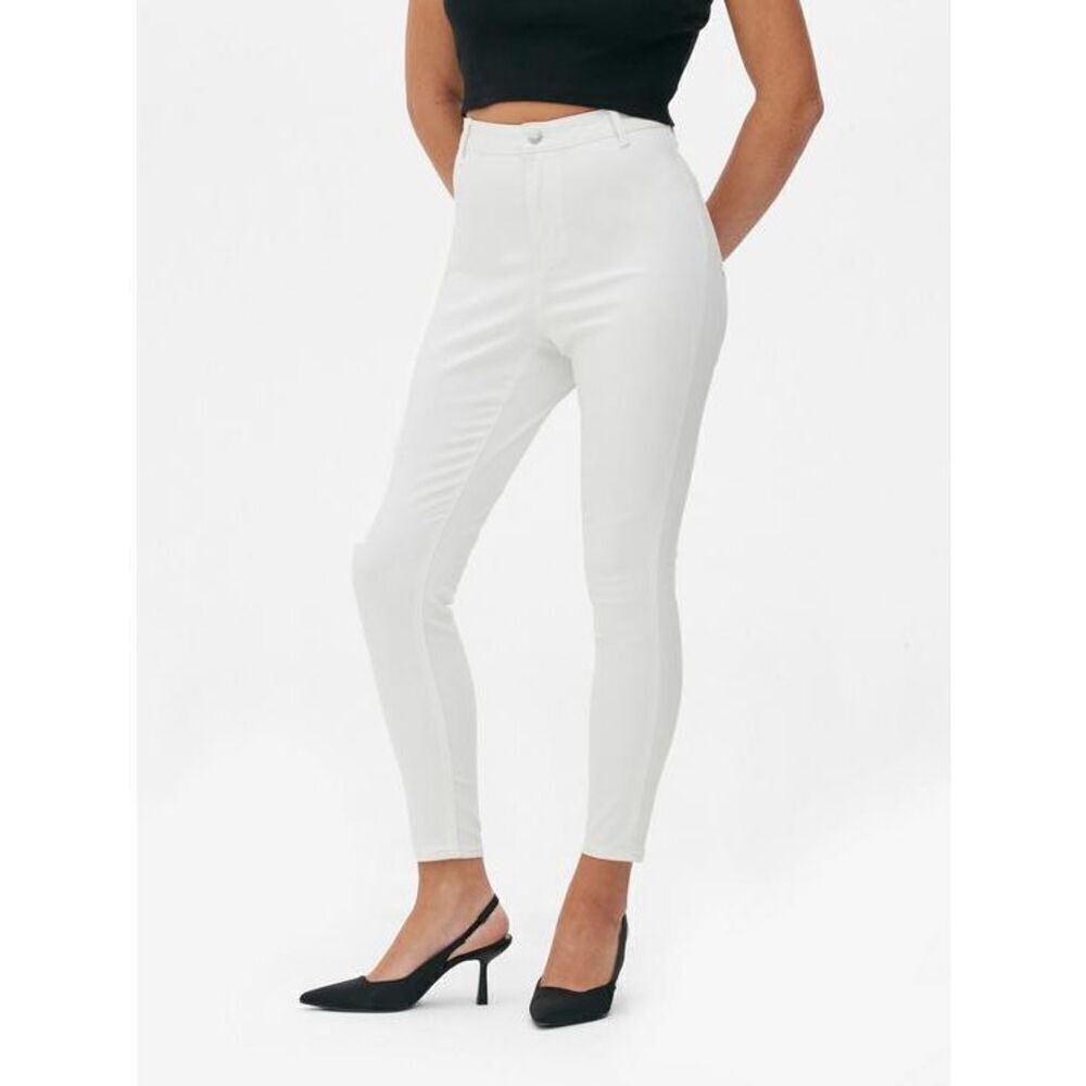 Denim&Co White Skinny Jeans Size 2
